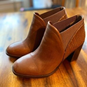 Johnston & Murphy Heidi Gore Bootie